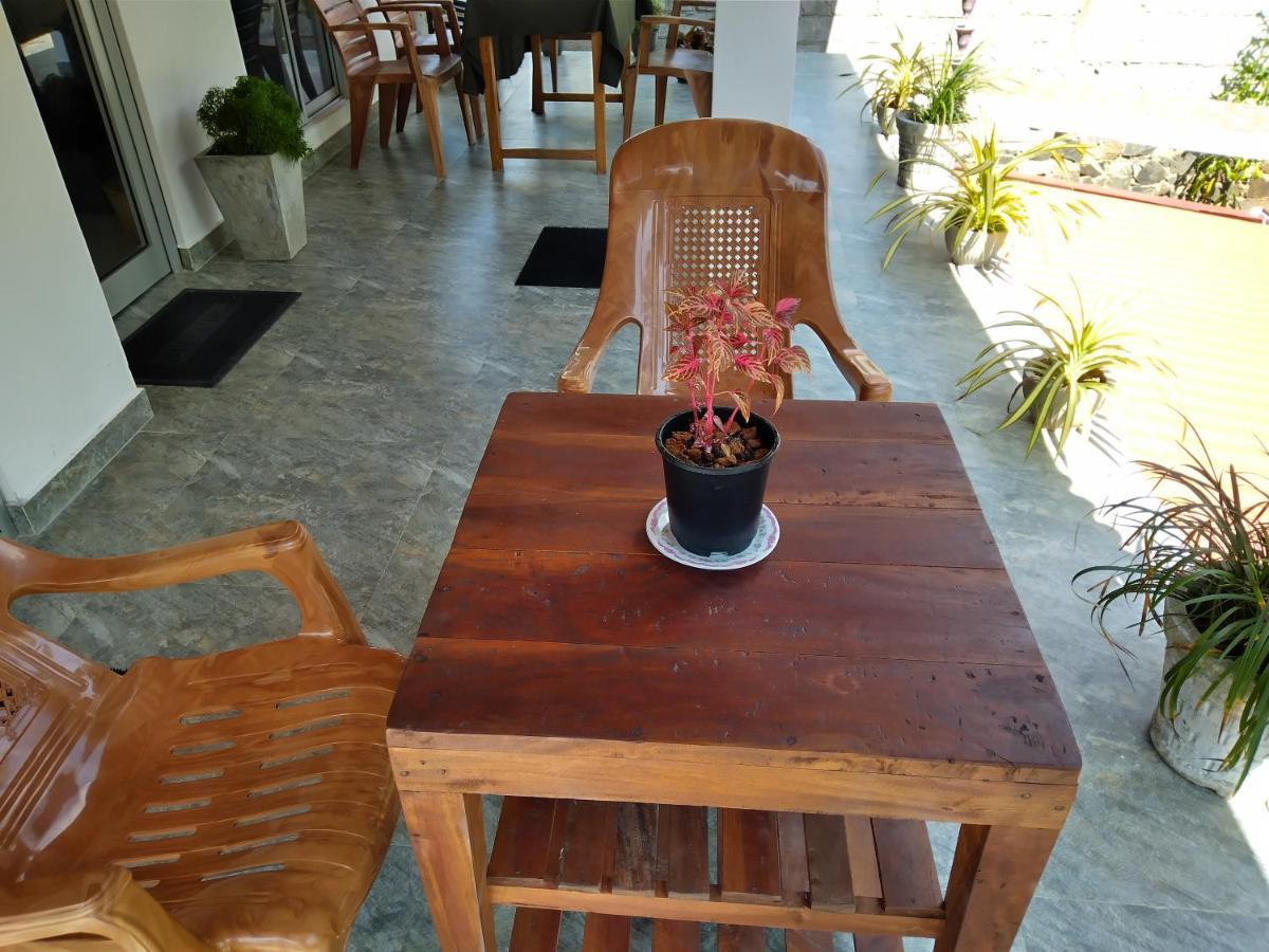 Sandhara Home Stay แทนกาลเล ภายนอก รูปภาพ