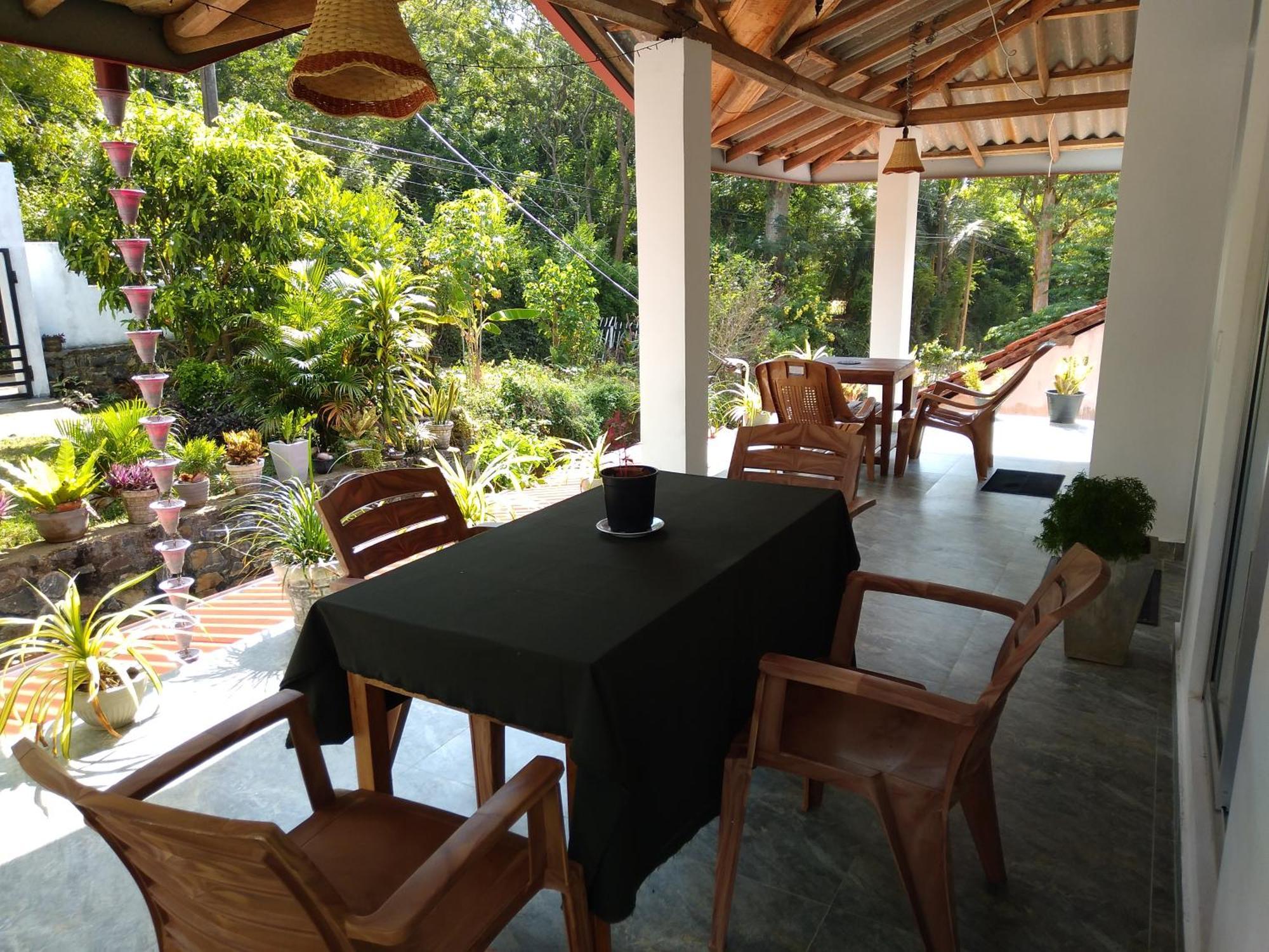 Sandhara Home Stay แทนกาลเล ห้อง รูปภาพ
