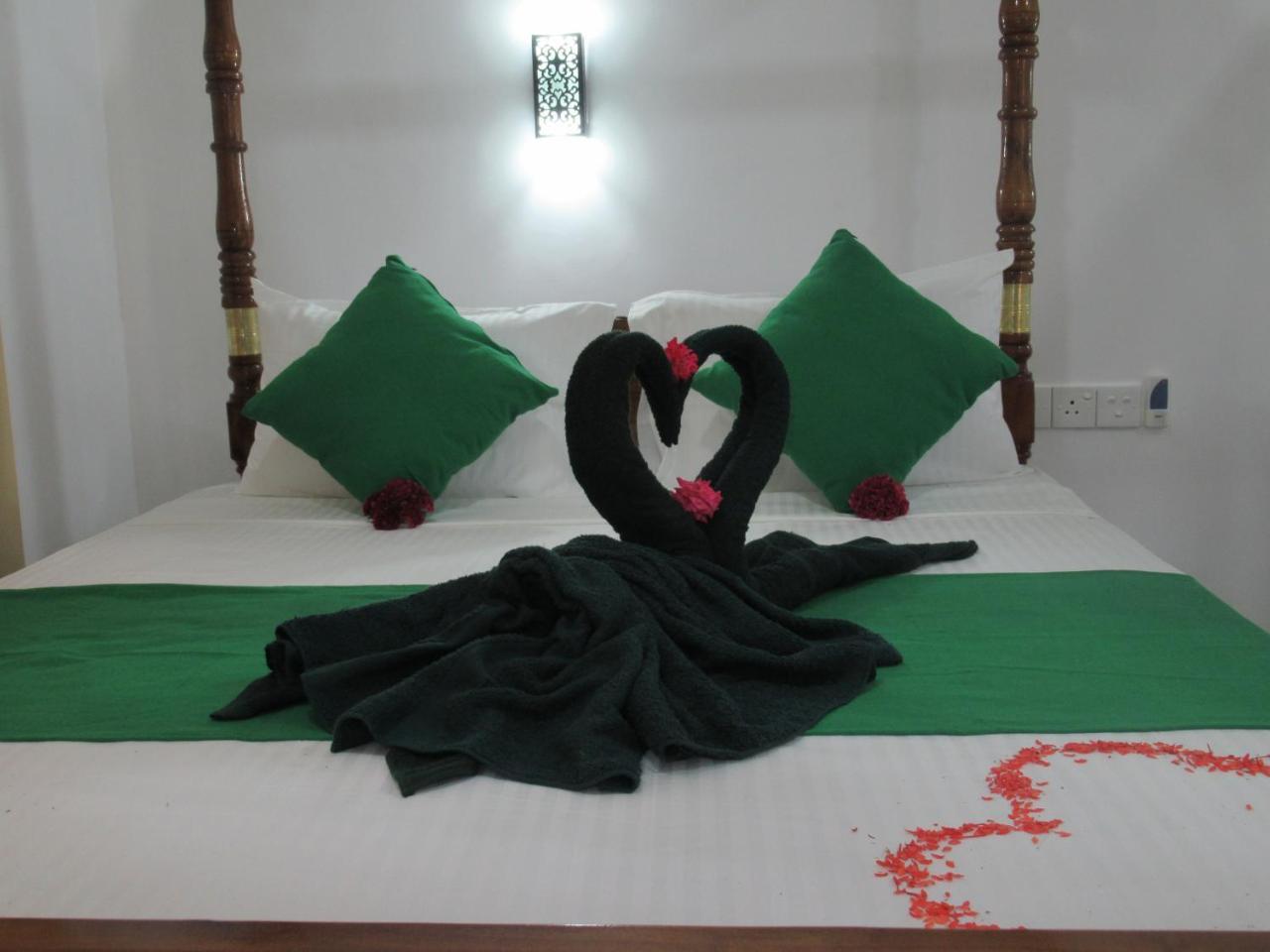 Sandhara Home Stay แทนกาลเล ภายนอก รูปภาพ