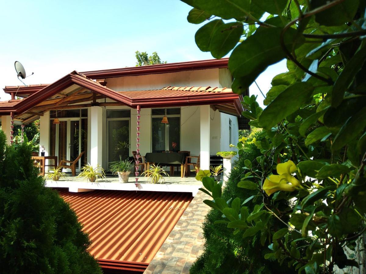 Sandhara Home Stay แทนกาลเล ภายนอก รูปภาพ